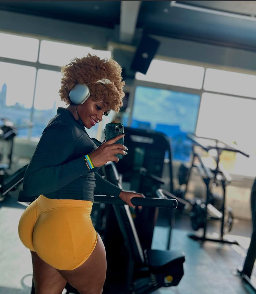 ULTIMATE GLUTES GUIDE